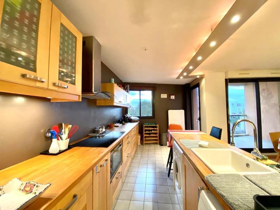 Le Garonne - 2 Chambres & Parking Apartment *