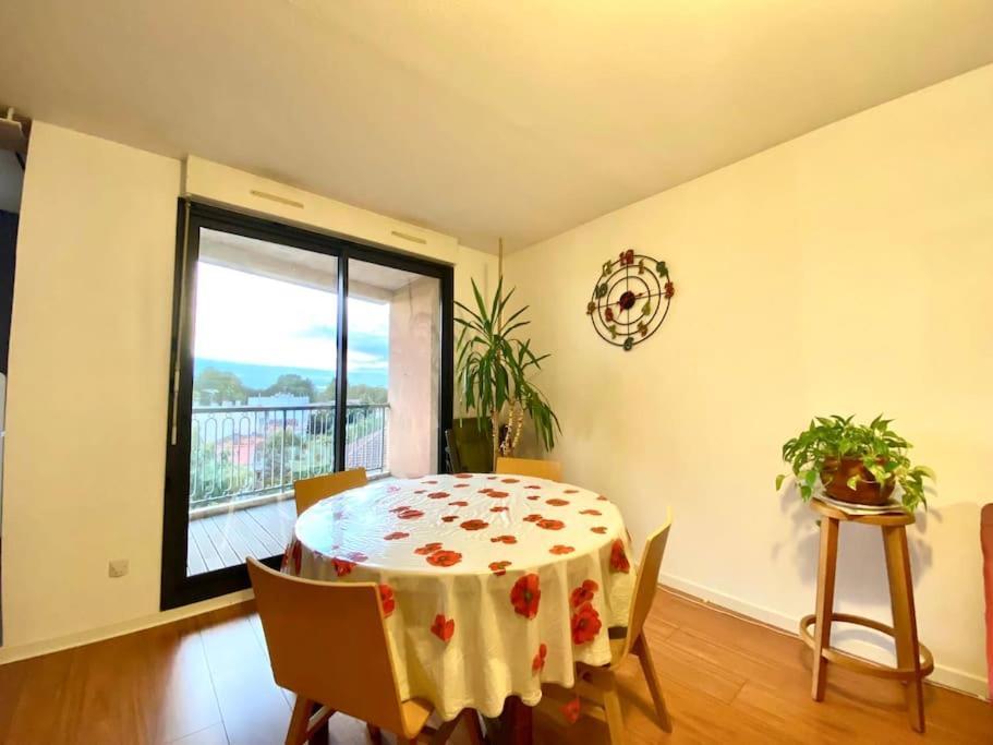 Le Garonne - 2 Chambres & Parking Apartment